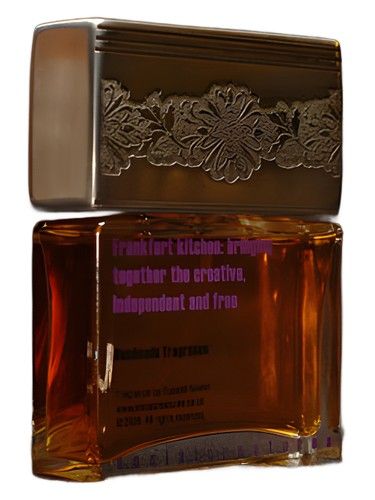 Social Creatures Frankfurt Kitchen fragrance bottle