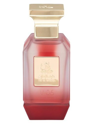 Taif Al Emarat Royal Roses fragrance bottle