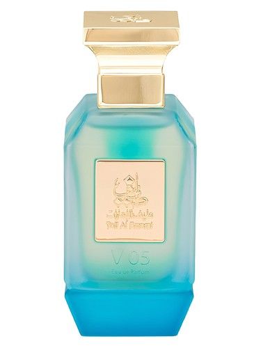 Taif Al Emarat Sandalwood and Musk fragrance bottle