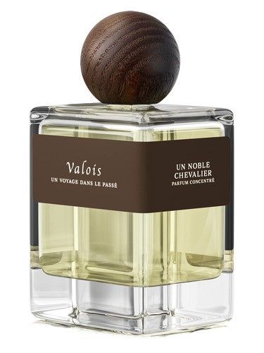 Valois Un Noble Chevalier fragrance bottle