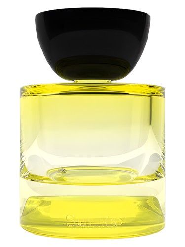 Vyrao Sun Ræ fragrance bottle