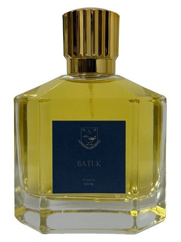 Wren Atelier Batuk fragrance bottle
