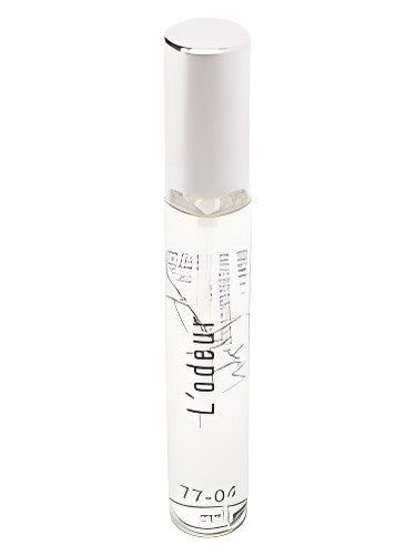 Yohji Yamamoto 77-04 fragrance bottle